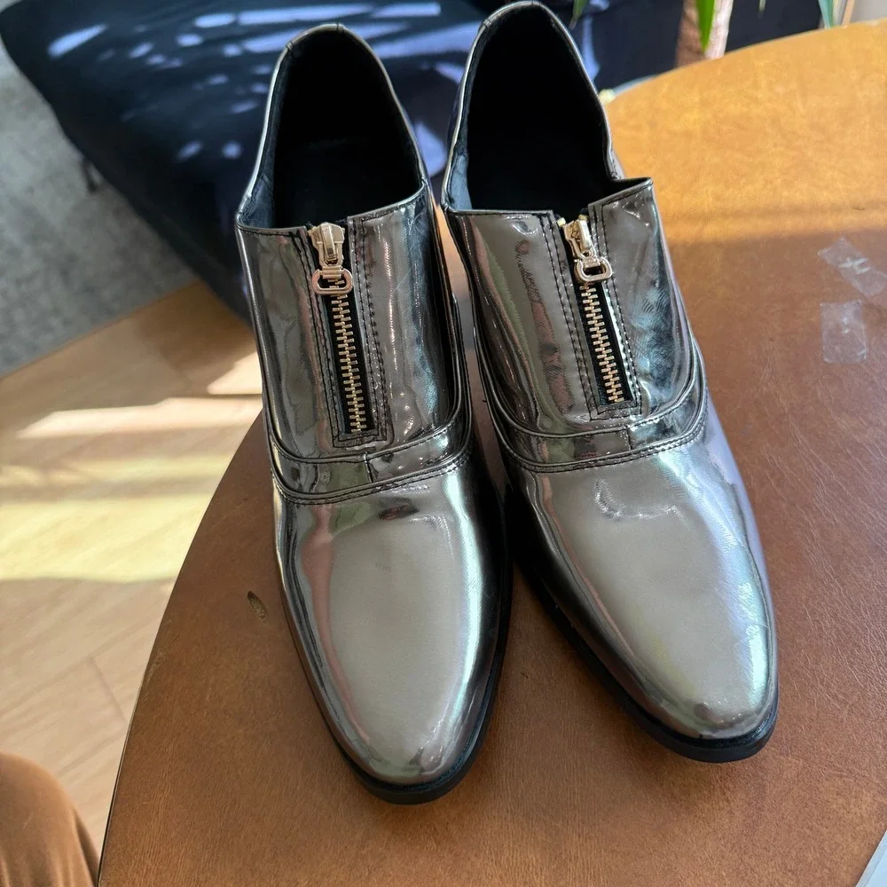 Santimon Men's US 9 Silver Bright Slip-on Opera Pumps Leather w/ SMALL SCUFF Hig